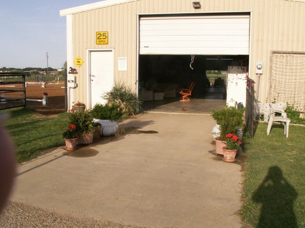 HollyBarry Farm Horse Boarding Farm in Aubrey, Texas