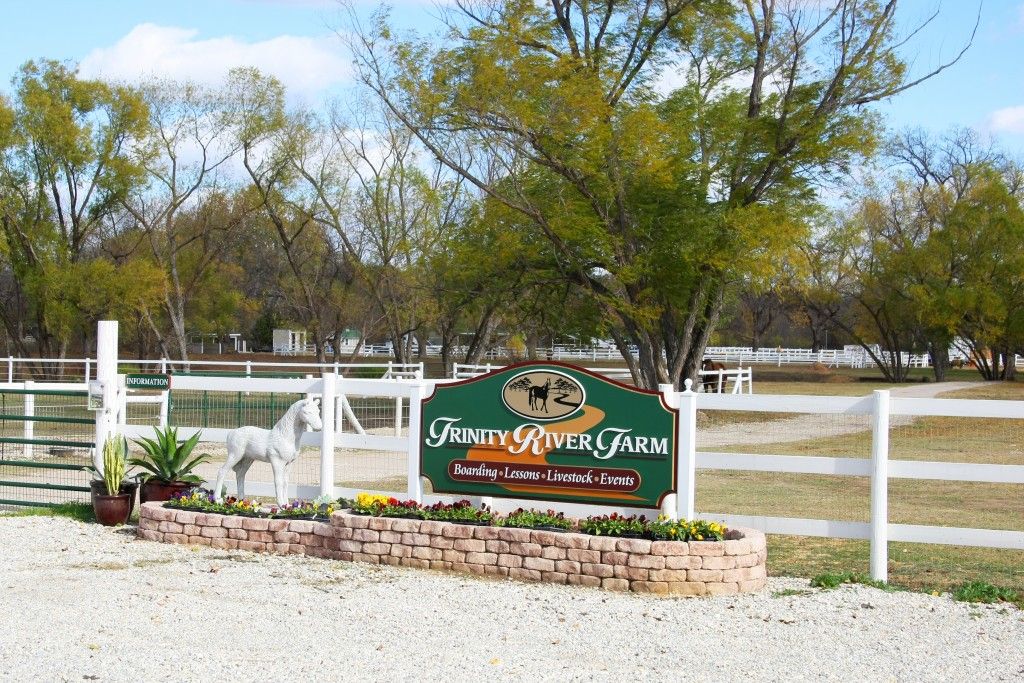 Trinity River Farm &amp; Equestrian Center - Horse Camp in 