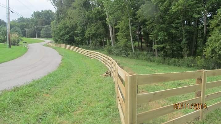 AAA Fencing - Horse Fence Builder in Richmond, Kentucky