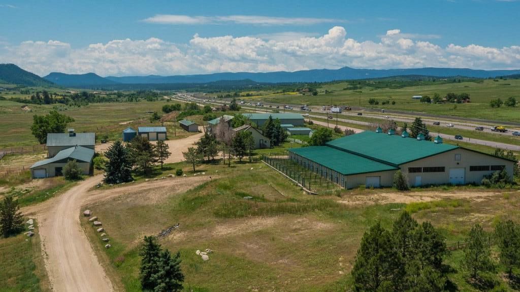 Bell Mountain Ranch Equestrian Center - Horse Boarding Farm in Castle ...