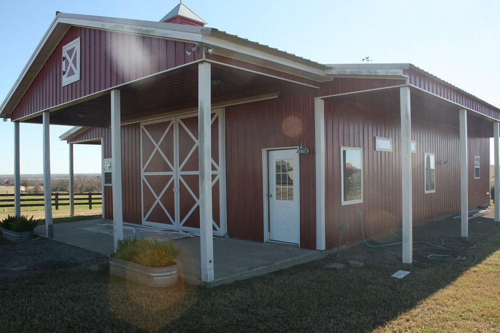 Barn Construction in Magnolia, Texas (Montgomery County)