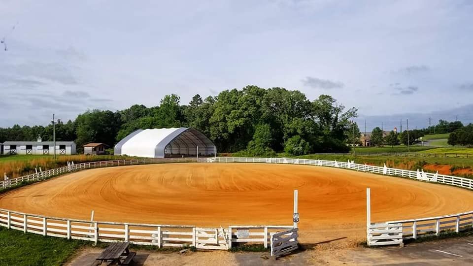 White Stables at Rarity Bay - Horse Boarding Farm in Knoxville, Tennessee