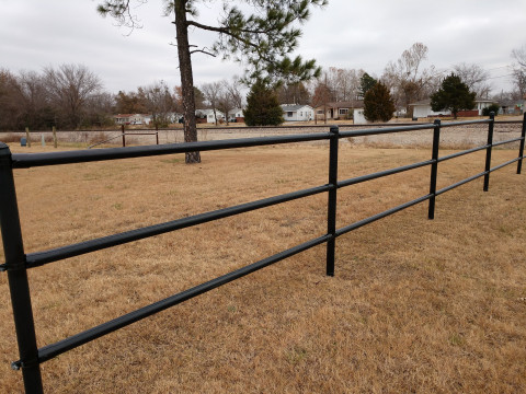 pipe fence builders