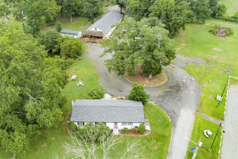 Visit 37.941 Farm Preserved Horse Farm for sale