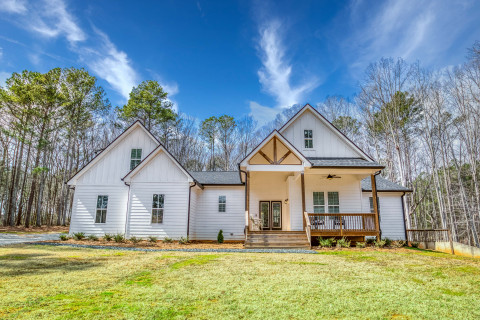 Visit Renovated home on 15+ acres